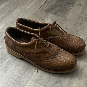 EDDIE BAUER MENS LEATER SHOES